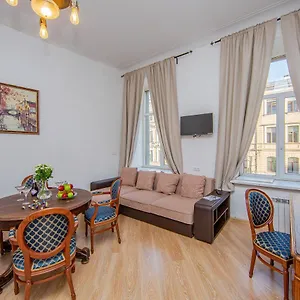 Apartment On Bolshaya Morskaya 33 St Pétersbourg